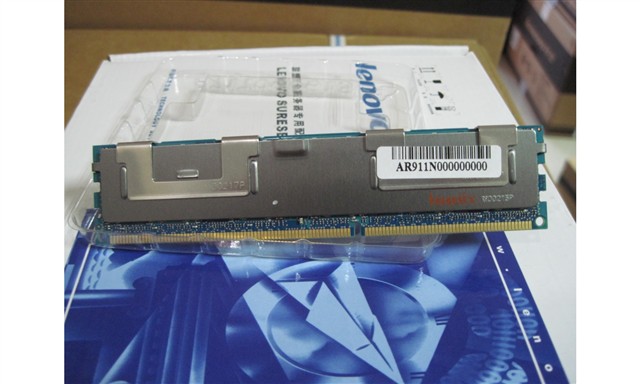 聯(lián)想4G UECC DDR3內(nèi)存 現(xiàn)代服務(wù)器配件優(yōu)選實(shí)錄